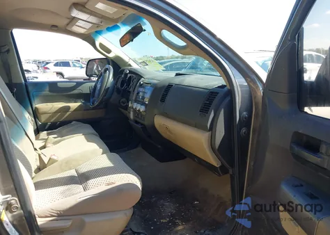 2010 Toyota Tundra Grade 5.7L V8 from USA, damaged, VIN 5TFRY5F14AX077587